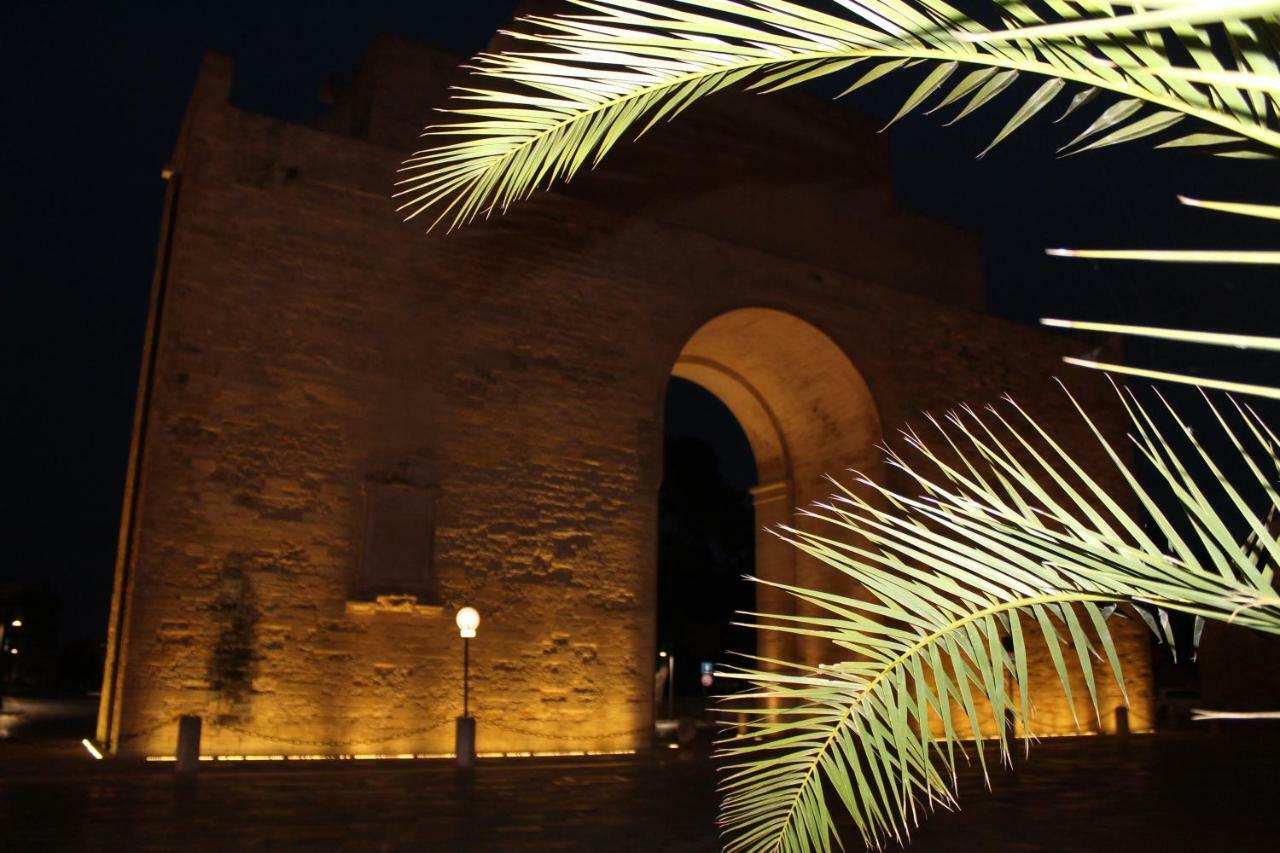 Porta Deuropa Bed & Breakfast Lecce Exterior photo